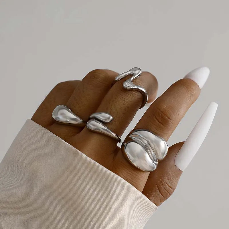 Irregular Geometric Open Rings