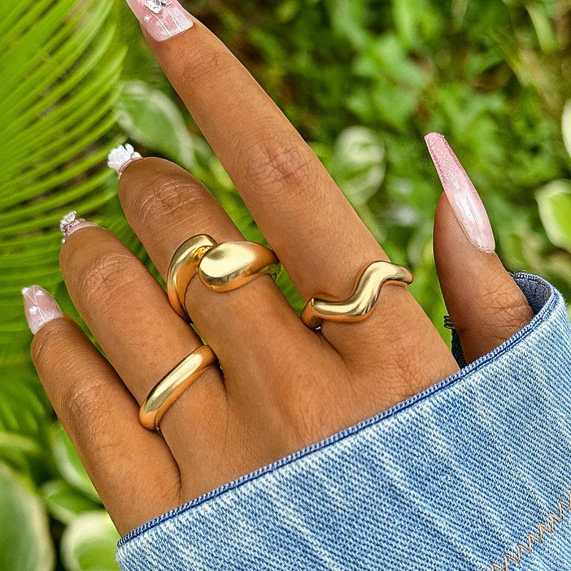 Irregular Geometric Open Rings